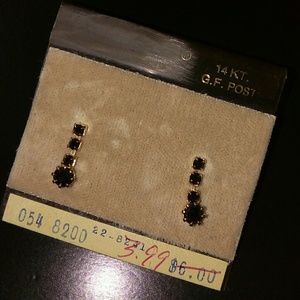 *Host Pick* Vintage 1970s 14 KT Gold Earrings